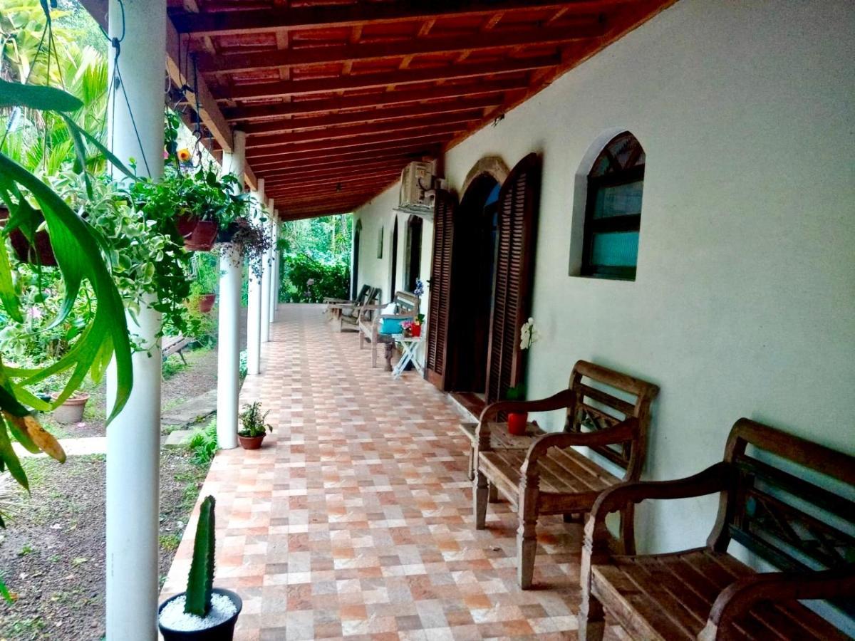 Suites Proximo Ao Rio Jaguareguava Em Bertioga Extérieur photo